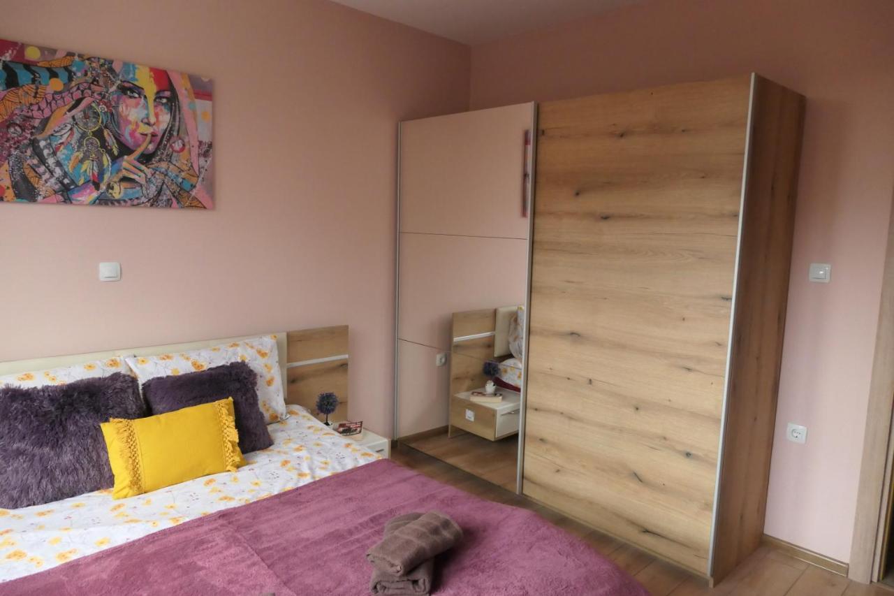 Nikol 2 Deluxe Apartment Velingrad Exterior photo